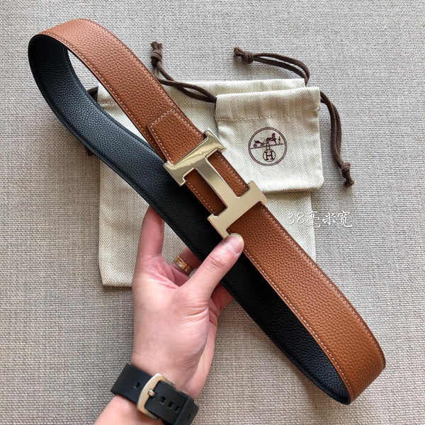 FIBBIA PER CINTURA HM E CINTURINO REVERSIBILE IN PELLE MARRONE E BRONZO DA 38 MM CON FERRAMENTA ORO