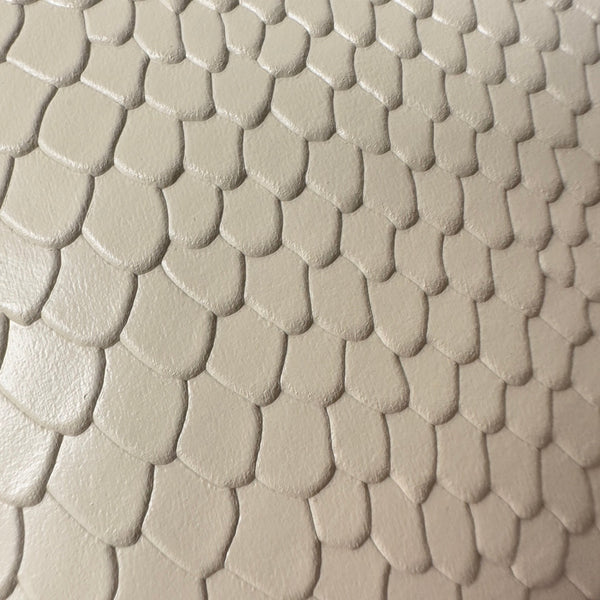 Le 5 a 7 24 Snake White Lambskin Ghw
