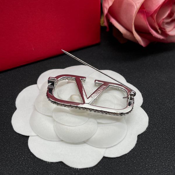 VT Brooch Silver Diamond 194222