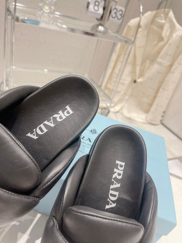 PRA MULES IN NAPPA SHEARLING IMBOTTITA MORBIDA PELLE DI AGNELLO NERA
