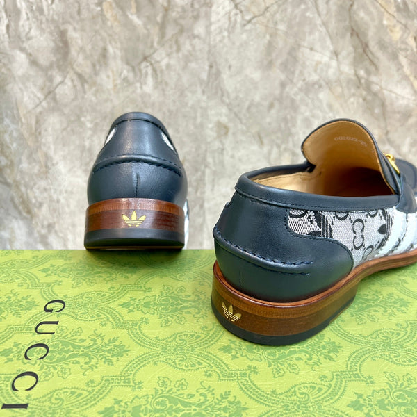 Mocassini da uomo GG x Adidas in tela nera e pelle bovina 724879