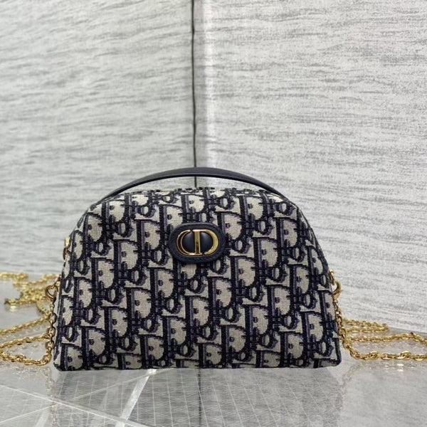 piccolo 30 montaigne 21cm astuccio afrodite ricamo obliquo blu