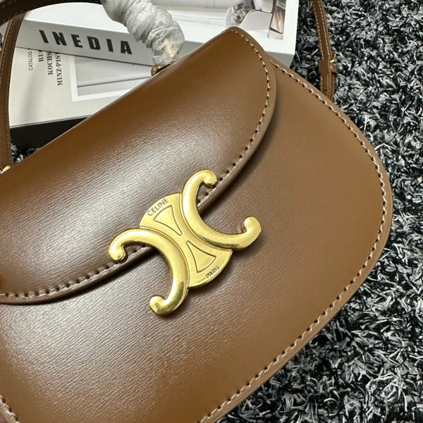 BESACE TRIPHOME 17 PELLE DI VITELLO CARAMELLO MARRONE