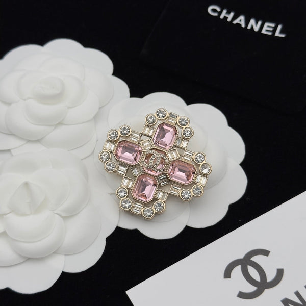 CC Brooch Gold 173155