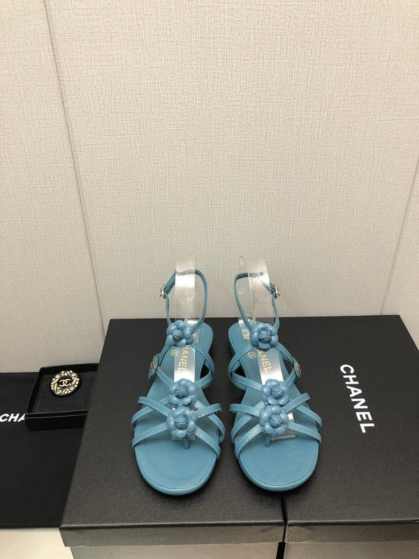 SANDALO BASSO FLOREALE IN PELLE DI AGNELLO BLU ZAFFIRO
