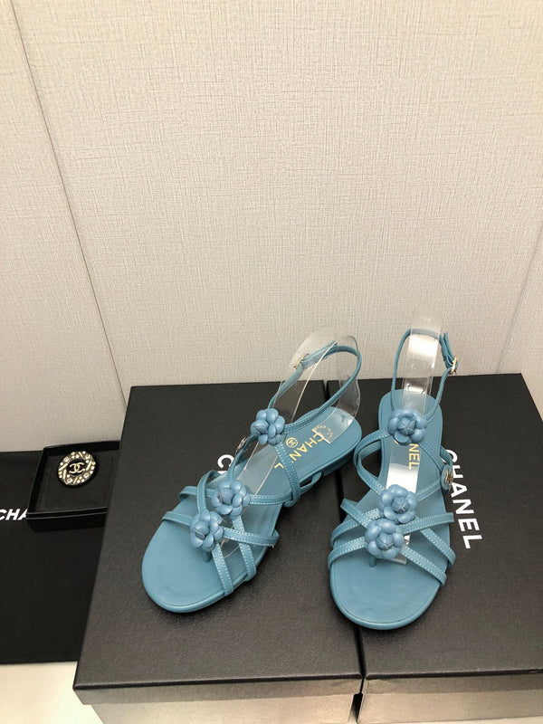 SANDALO BASSO FLOREALE IN PELLE DI AGNELLO BLU ZAFFIRO