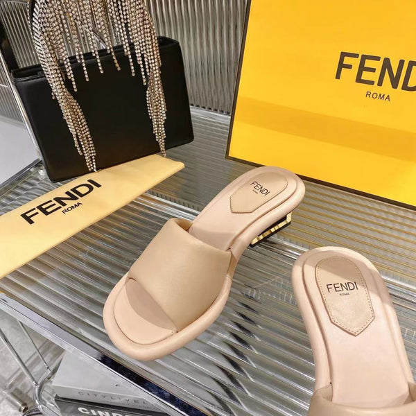 CIABATTE FENDI BAGUETTE DA DONNA IN PELLE DI VITELLO BEIGE