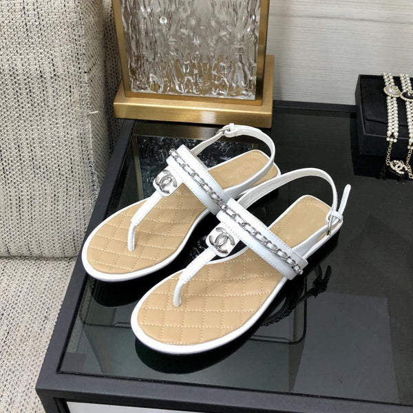 sandalo cc bianco beige trapuntato in pelle di agnello