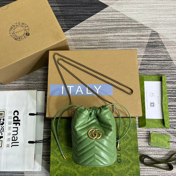 BORSA A SECCHIELLO GG MARMONT 17 IN PELLE DI VITELLO VERDE CHIARO
