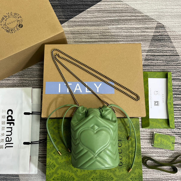 BORSA A SECCHIELLO GG MARMONT 17 IN PELLE DI VITELLO VERDE CHIARO
