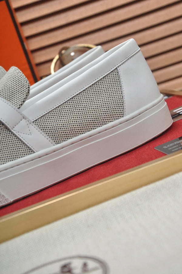 HM GAME SLIP-ON SNEAKER BLACK PLUM AND WHITE DENIM