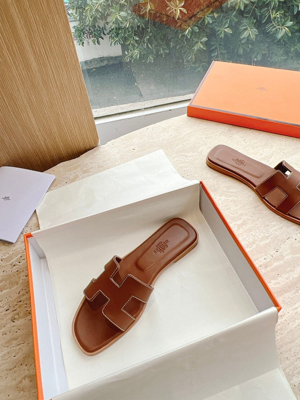 HM 25 Oran Sandal Brown Calfskin