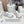 SNEAKER FLOW RUNNER IN CAMOSCIO BIANCO AVORIO E PELLE DI MONTONE