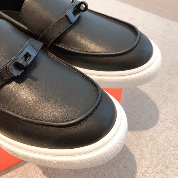 SNEAKER SLIP-ON HM GAME IN PELLE DI VITELLO NERA E BIANCA