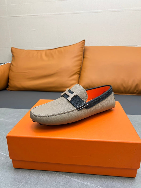 MOCASSINO HM H-LOGO IN PELLE DI VITELLO MARRONE CHIARO