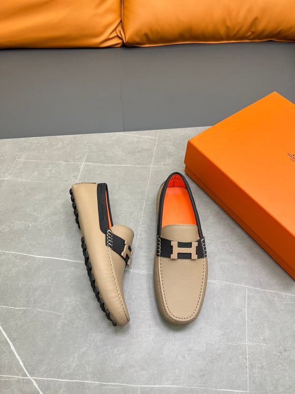 MOCASSINO HM H-LOGO IN PELLE DI VITELLO MARRONE CHIARO