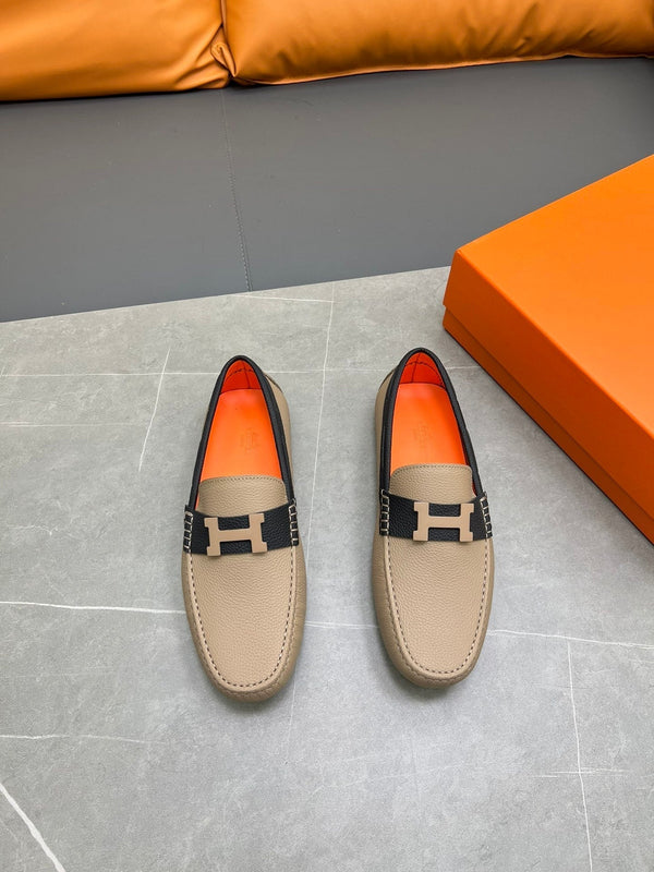 MOCASSINO HM H-LOGO IN PELLE DI VITELLO MARRONE CHIARO