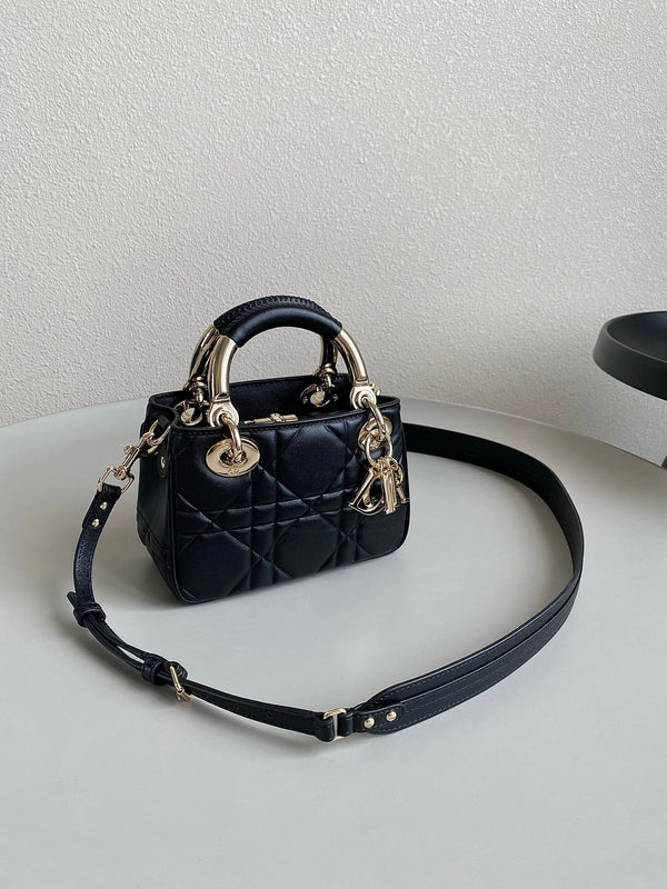 BORSA MINI LADY 19 IN PELLE DI AGNELLO NERA
