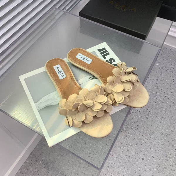 Alaia 25 Pantofole a Fiori in Pelle di Pecora Giallo Pallido 293158
