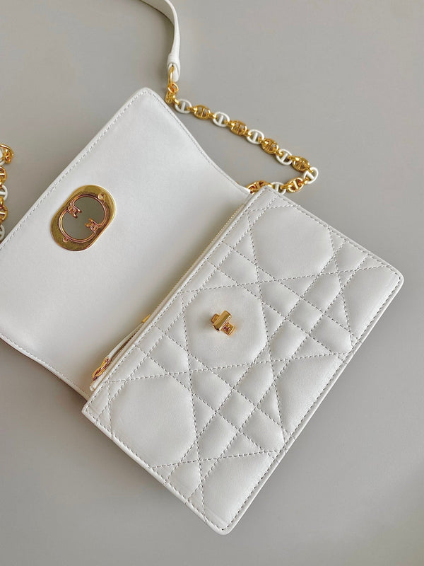MINI BORSA A CATENA 17 IN PELLE DI VITELLO BIANCA