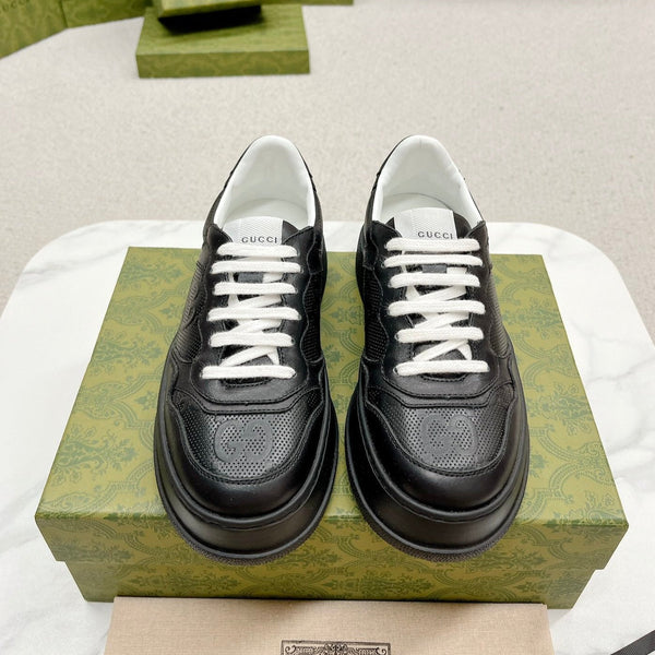 SNEAKERS IN PELLE DI VITELLO NERA CON GG GOFFRATO