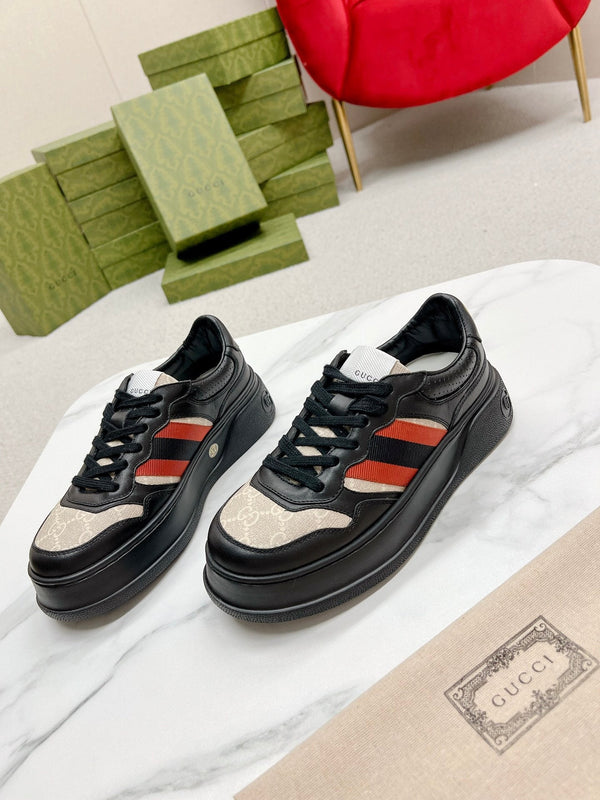 GG TRAINER IN PELLE DI VITELLO NERA E CREMA