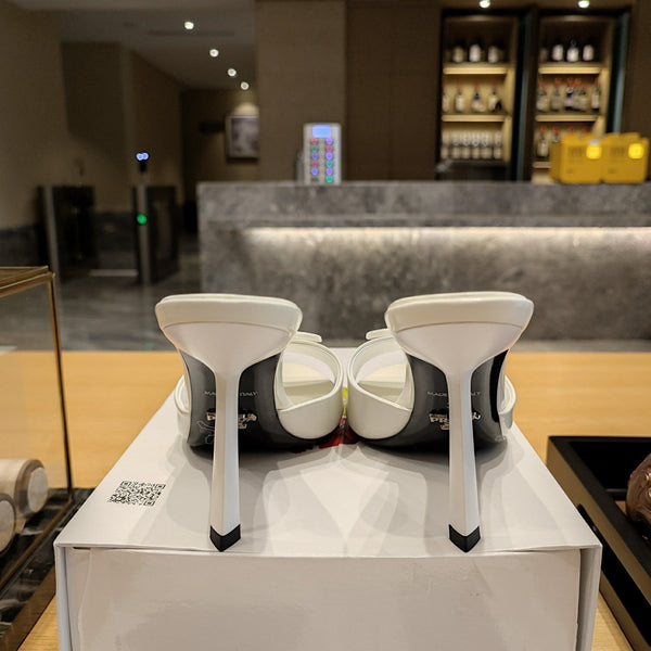 Prad 26s Open Toe Mules 100mm In Ivory White Patent Calfskin With Logo