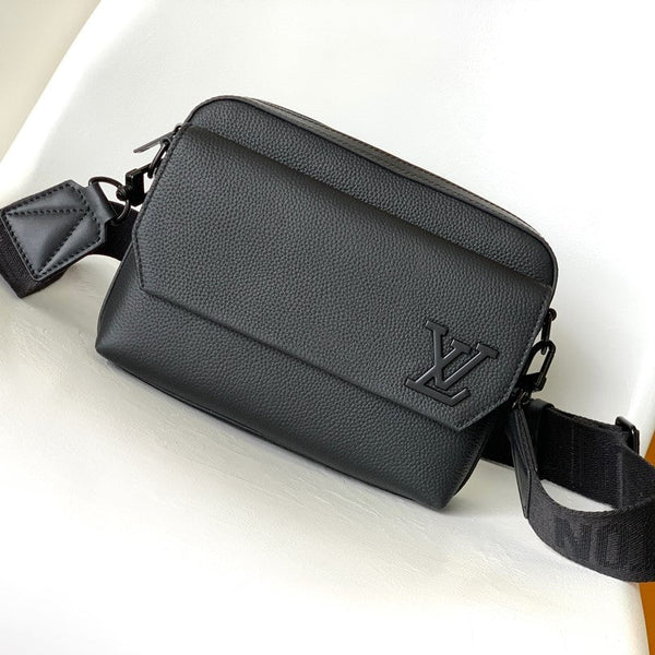 LV Fastline Messenger Bag 23.5 Black Cowhide HW