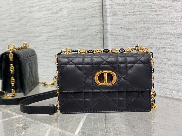 miss caro mini 18 pelle di vitello nera