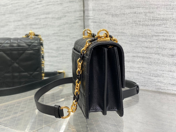 miss caro mini 18 pelle di vitello nera