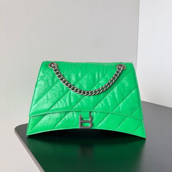 BORSA CRUSH CHAINED 32 IN PELLE DI VITELLO SCHIACCIATA TRAPUNTATA VERDE CON FERRAMENTA IN ARGENTO
