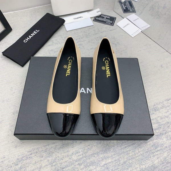 CC 26s Ballet Flats Patent Leather 159948