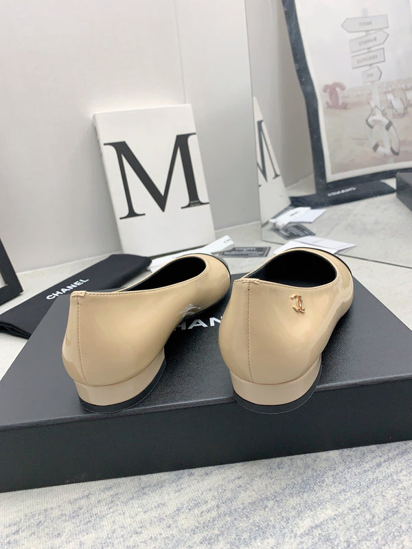 CC 26s Ballet Flats Patent Leather 159948