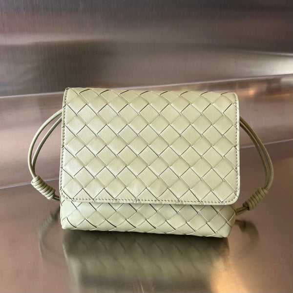 BV Mini Borsa a Tracolla 19cm Pelle di Vitello Verde Chiaro Ghw 