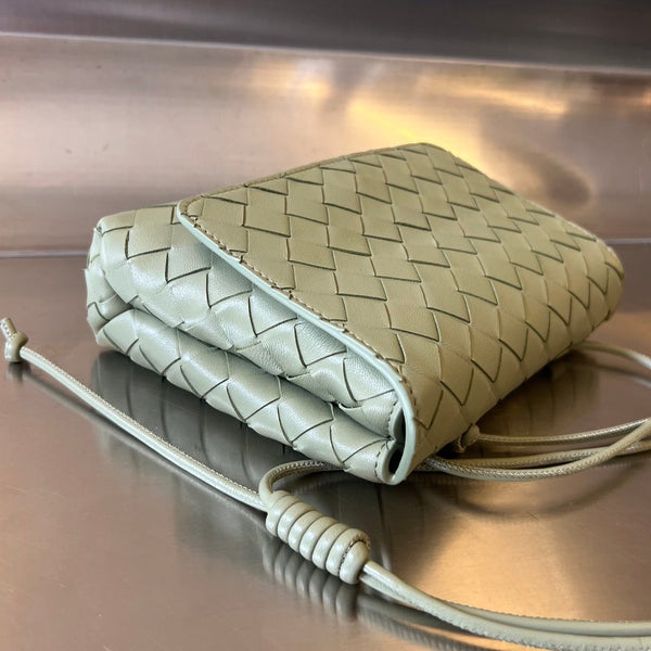 BV Mini Borsa a Tracolla 19cm Pelle di Vitello Verde Chiaro Ghw 