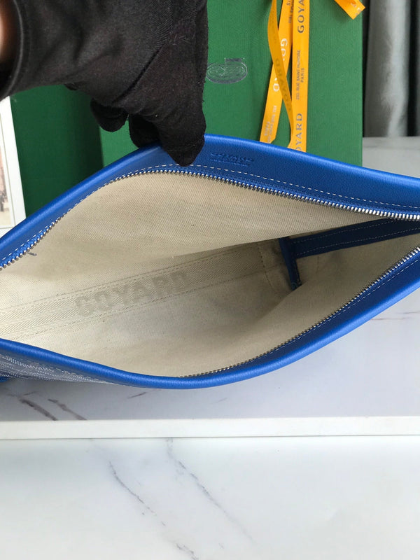 CONTI POUCH 24 IN PELLE DI AGNELLO BLU ZAFFIRO E TELA GOYARDINE