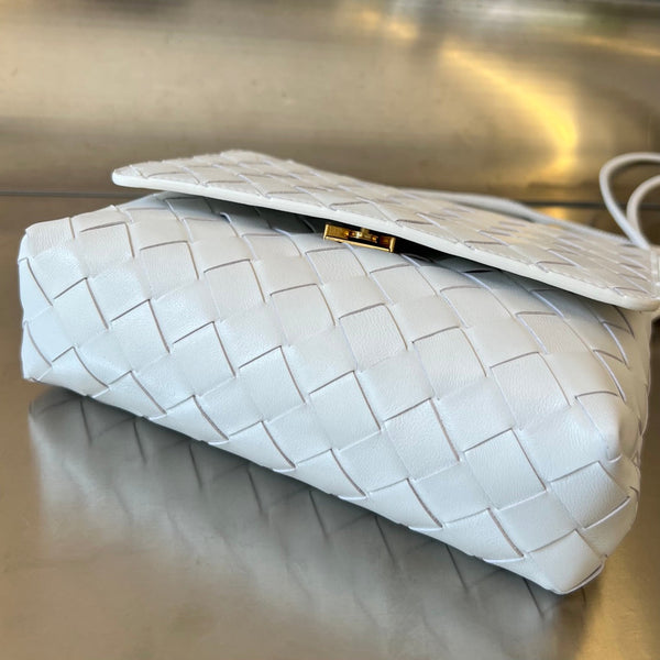 BV Mini Borsa a Tracolla 19cm Pelle di Vitello Bianca Ghw 