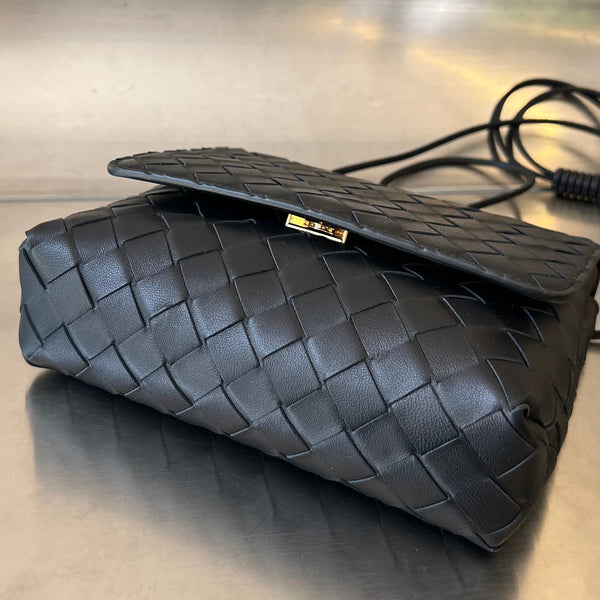 BV Mini Borsa a Tracolla 19cm Pelle di Vitello Nera Ghw 