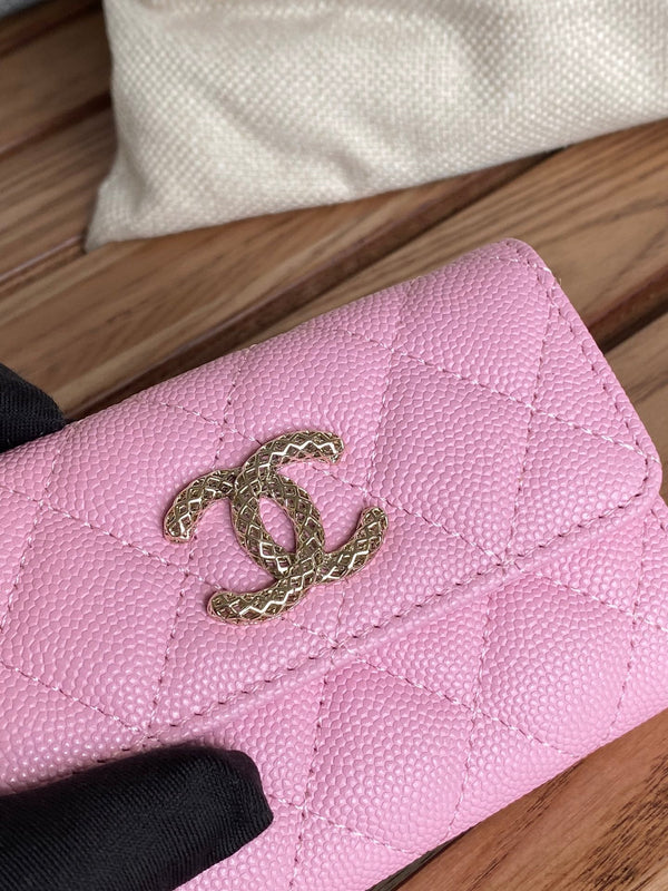 Portafoglio piccolo cc 11 cm caviale rosa hardware oro chiaro
