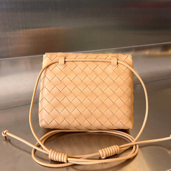 BV Mini Borsa a Tracolla 19cm Pelle di Vitello Beige Ghw 
