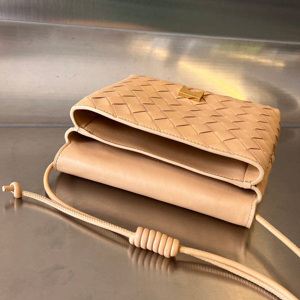 BV Mini Borsa a Tracolla 19cm Pelle di Vitello Beige Ghw 