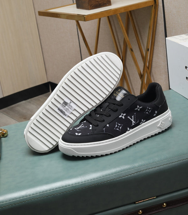 SNEAKERS LV IN PELLE DI VITELLO NERA E TELA MONOGRAM