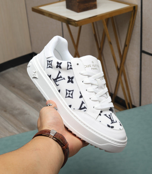 SNEAKERS LV IN PELLE DI VITELLO BIANCA E TELA MONOGRAM