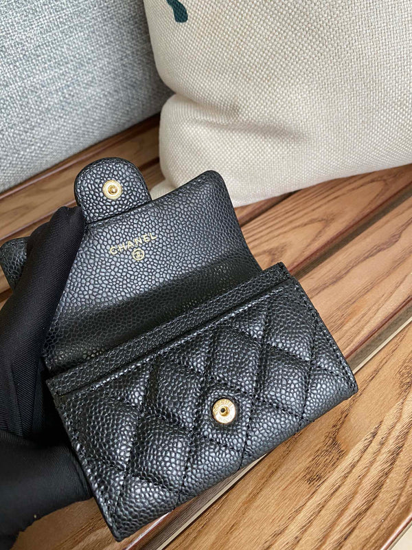 Portafoglio piccolo cc 11 cm nero caviale hardware oro