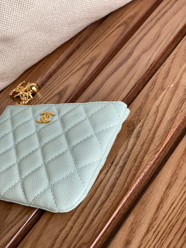 Portafoglio con cerniera cc 14 cm blu nuvola chiaro caviale hardware oro