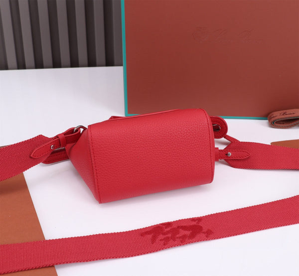 BORSA NANO SMILE 18 IN PELLE DI VITELLO ROSSO CREMISANO