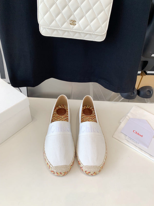 MOCASSINI CHLOÉ IN DENIM BIANCO E RAFIA INTRECCIATA