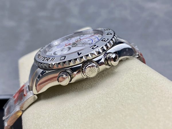 Rolex Yacht-Master II 44mm quadrante bianco argento 