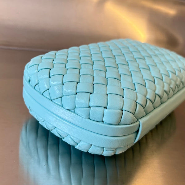 KNOT 20 IN PELLE DI AGNELLO BLU PASTELLO