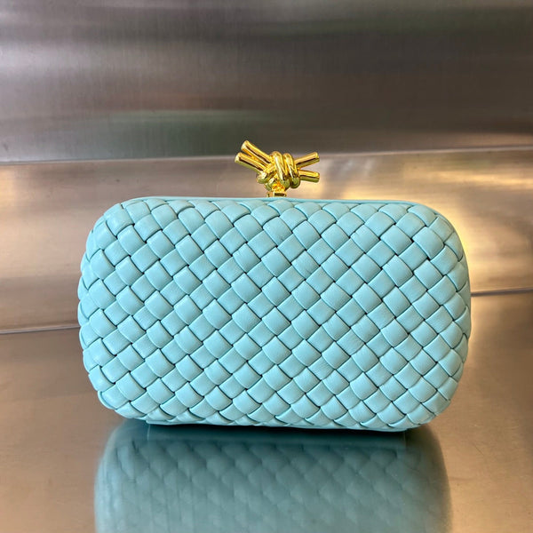 KNOT 20 IN PELLE DI AGNELLO BLU PASTELLO